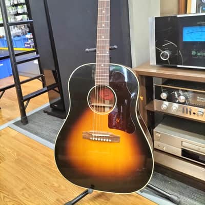 Gibson 1950's J-45 Original Acoustic Guitar V.Sunburst image 4