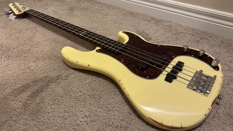 ESP LTD TS-4 Tommy Stinson Signature 2013 - 2015 - Distressed Vintage White image 1