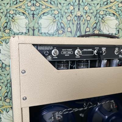 Fender Vibro King 3x10 Combo Amp Blonde 1993 image 10