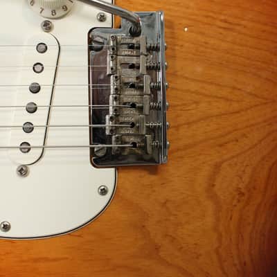 2010 Fender Standard Stratocaster Sienna Burst w/OHSC image 18