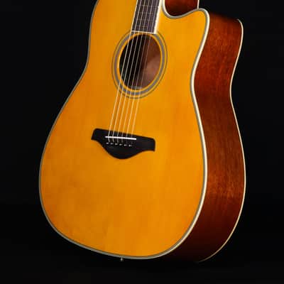 Yamaha FGC-TA TransAcoustic, Vintage Tint image 2