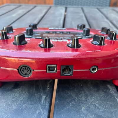 Line 6 POD xt Multi-Effect and Amp Modeler 2002 - 2006 - Red image 3