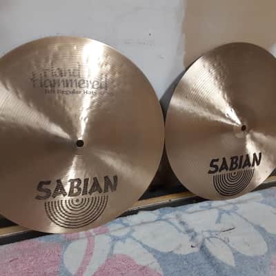 Sabian 14" HH Hand Hammered Regular Hi-Hat Cymbals (Pair) 1992 - 1998 - Natural image 2