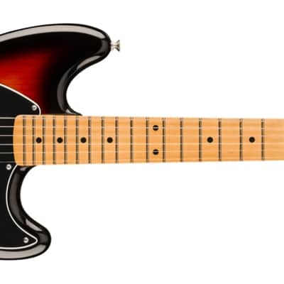 Fender Player II Mustang, Maple Fingerboard, 3-Color Sunburst image 3