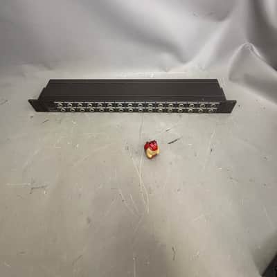 Tascam PB-32P 32-Point Patch Bay image 2