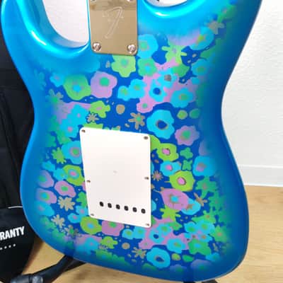 *NEW IN BOX* 2025 Fender Japan Limited Edition Stratocaster Blue Flower 2025 !! image 11