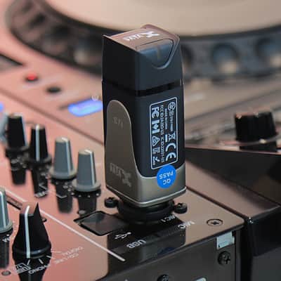 Xvive Dual U3 Wireless System for Audio image 12