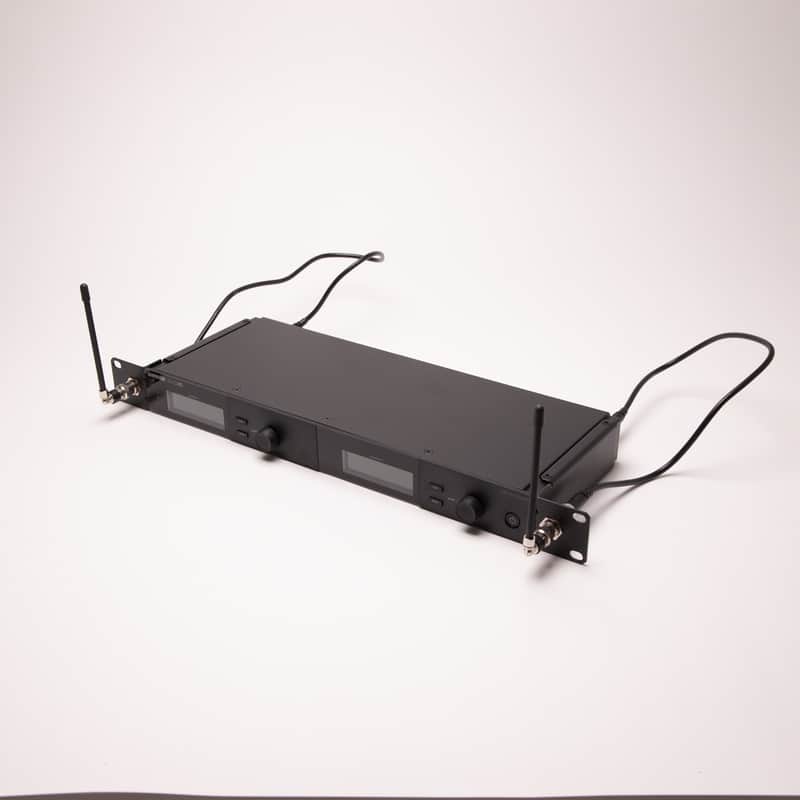 Shure SLXD4D Two-channel Digital Wireless Receiver - H55 Band SLXD4D image 1
