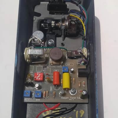 'joe-sonicV2' B grade cosmetics, 70s colorsound/ musonic inspired killer new GAGAN wah. image 5