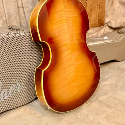 Hofner 500/1 Cavern Bass Vintage '61 Reissue Circa 1998 - Sunburst image 11