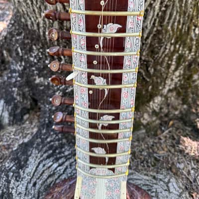 Maharaja Electric Sitar Studio Edition- Built in Pickup- Excellent Condition- Gig Bag Included image 6