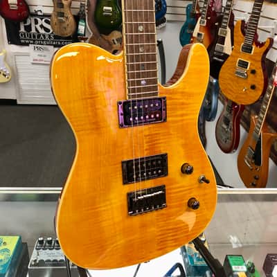 Fender Special Edition Custom Telecaster FMT HH, Laurel Fingerboard, Amber 2025 image 2