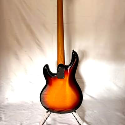 Ernie Ball Music Man Ernie Ball Music Man Short Scale StingRay 2025 - Showtime image 7