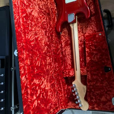 Fender Deluxe Stratocaster HSS 2020 Candy Apple Red with Hard Case image 18