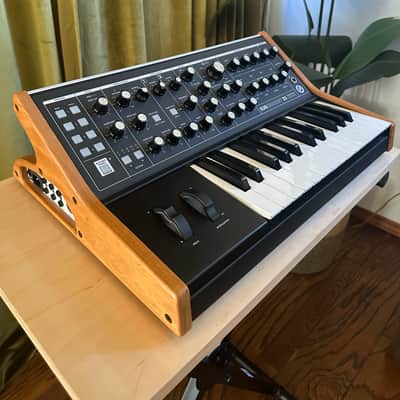 Moog Subsequent 25 Analog Synth 2020 - Present - Black