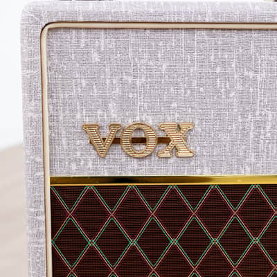2016 Vox AC30 Hand-Wired Edition AC30HW2 Fawn w/ Celestion Greenbacks, Amp Stand, Cover & Ftsw image 4