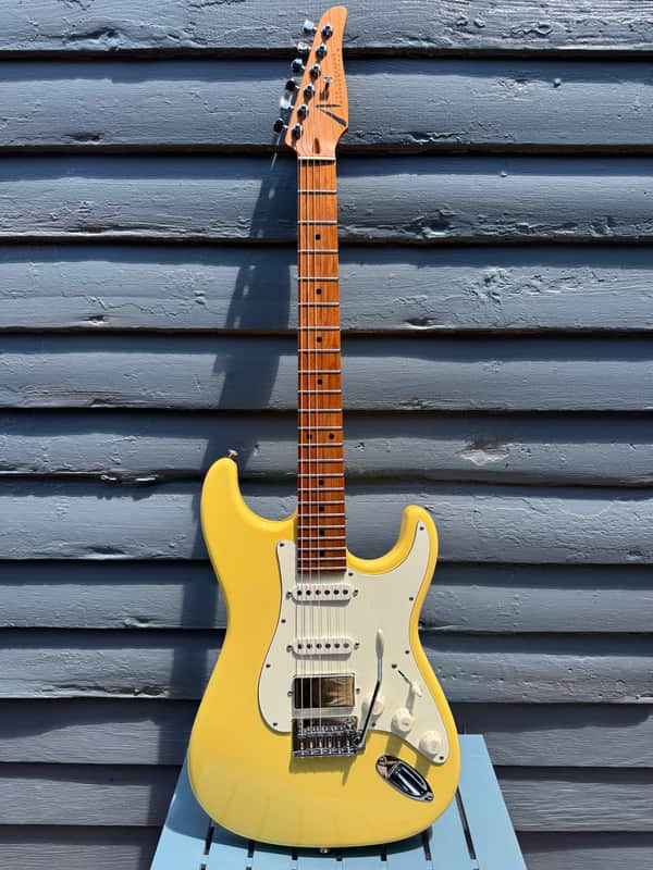 Tom Anderson Guitarworks Icon Classic 2025 - Mellow Yellow image 1