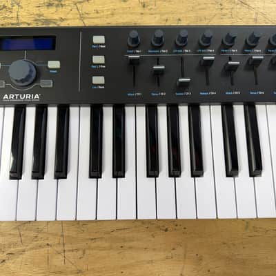 Used Arturia Keylab Essential 61 MKII Keyboard MIDI USB Controller image 4