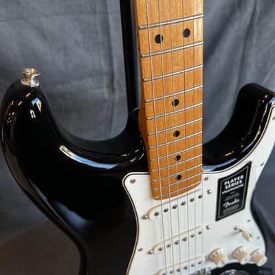 Fender Player Stratocaster, Black, Maple FB - Free Shipping 🇨🇦 🇺🇸 image 6