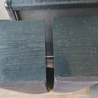 Klipsch RF10 Reference Series 2-Way 75-Watt Speaker Pair image 3