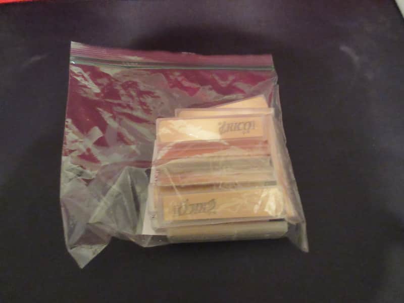 Rico #4 Alto Sax Reeds Lot of 19 (New Old Stock) image 1