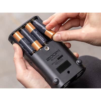 Zoom R4 MultiTrak 4-track Digital SD Recorder and USB Audio Interface w/ FX image 5