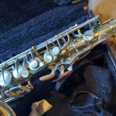 Olds Parisian Ambassador Alto Saxophone, France, Good Condition image 7