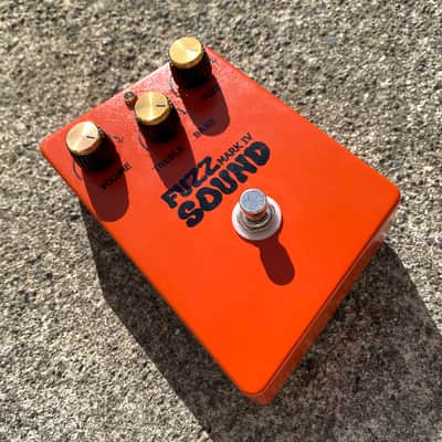 Spectre Electronics - Fuzz Sound MKIV MK 4 Tone Bender Orange Capri image 5