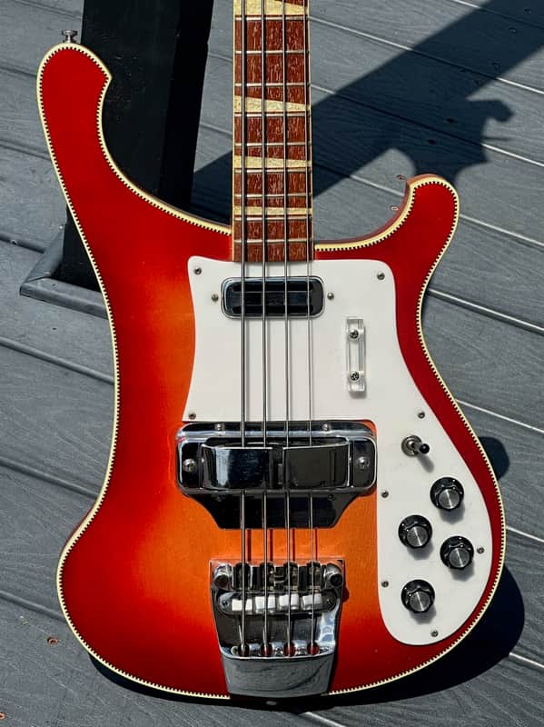 Rickenbacker 4001 "Mono" Bass 1968 - a dead mint Fireglo example w/an original Bill of Sale ! - Mint