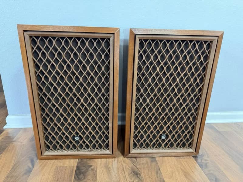 Beautiful rare Pioneer CS-801 speakers with original grills! image 1