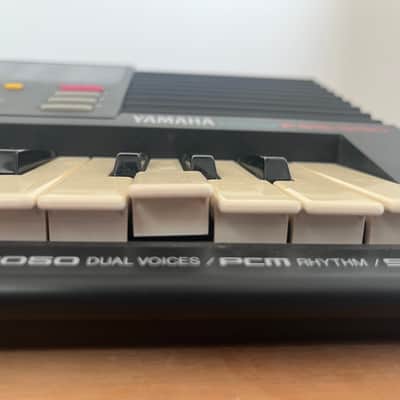 Yamaha PSS-390 image 4