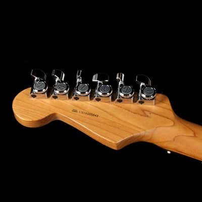 Fender American Pro Stratocaster Sonic Blue Roasted Maple Neck image 5
