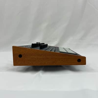 Dave Smith Instruments Tempest 6-Voice Drum Machine 2011 - 2018 - Black with Wood Sides image 5