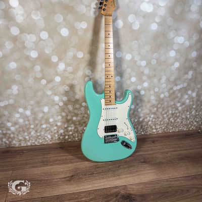 Suhr Classic S Antique HSS Maple 2025 - Surf Green image 4