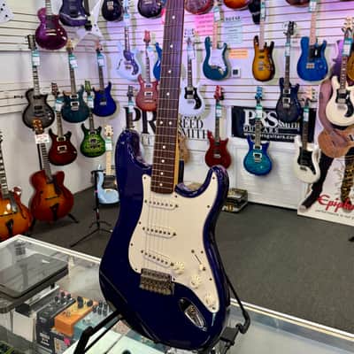 Fender Stratocaster MIM Rosewood Fretboard, Blue - Pre Owned image 5