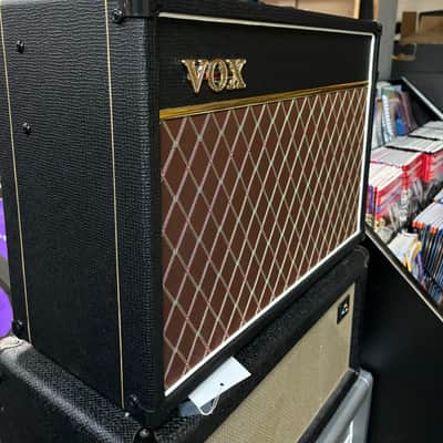 Vox AC15 Tube Combo Amp image 2