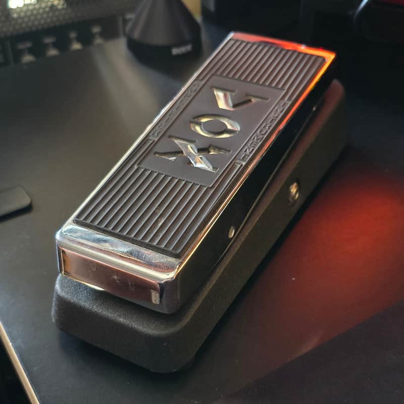 Vox V847A Wah with 9V Jack