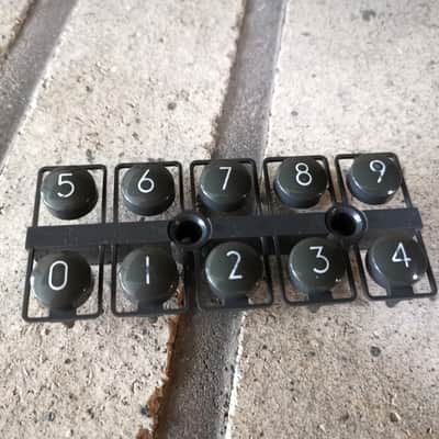 Korg 707 - Number push pad