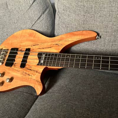 Washburn CB14 Classic Electric Bass Made in Malaysia image 5