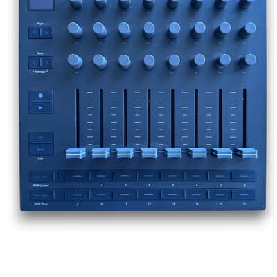 Novation Launch Control XL MK3 MIDI DAW Controller - Excellent Condition
