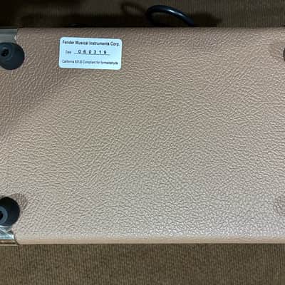 Fender Acoustasonic 15 2-Channel 15-Watt 1x6" Acoustic Guitar Amp 2013 - Present - Brown image 7