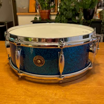 Gretsch Renown 5.5x14 Snare (1962) Blue Sparkle image 13