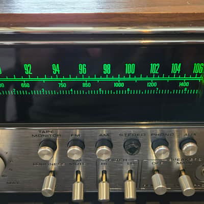 Great conditions Sylvania CR-2742 Vintage AM / FM Stereo Receiver 1970's image 3