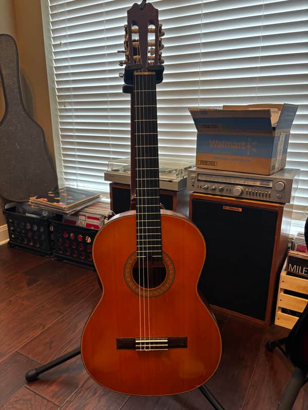 Aria Concert Guitar A C-8 1970s - Gloss image 1