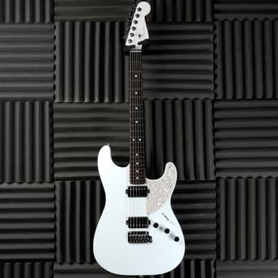 Fender MIJ Elemental Stratocaster 2023 - Nimbus White image 2