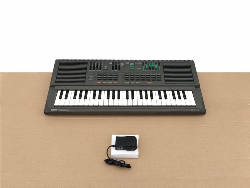 Yamaha PSS-460 FM Synthesizer Keyboard (SEGA, YM3812, 470) image 1