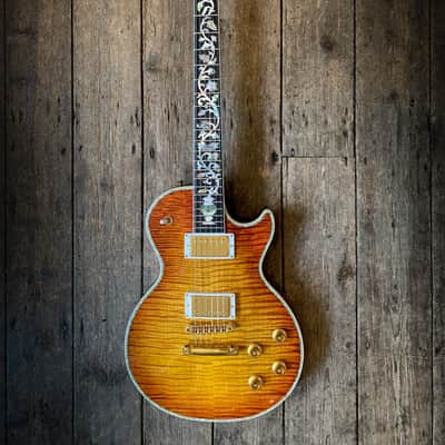 1997 Gibson Les Paul Ultima Heritage Cherry Sunburst with hard shell case image 2