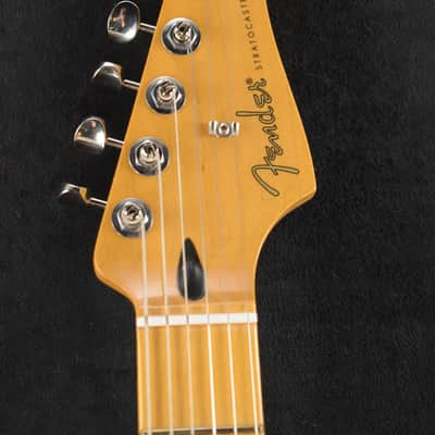 Mint Fender Player II Stratocaster HSS Aged Cherry Burst Maple Fingerboard image 5
