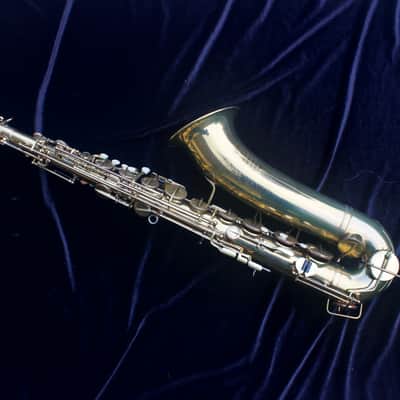 Martin Standard Handcraft Tenor Sax - 1938 - Excellent condition image 2