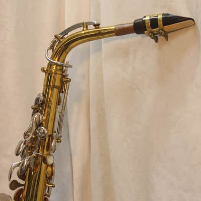 Bundy Saxophone alto Vintage 1957 red label - brass image 7